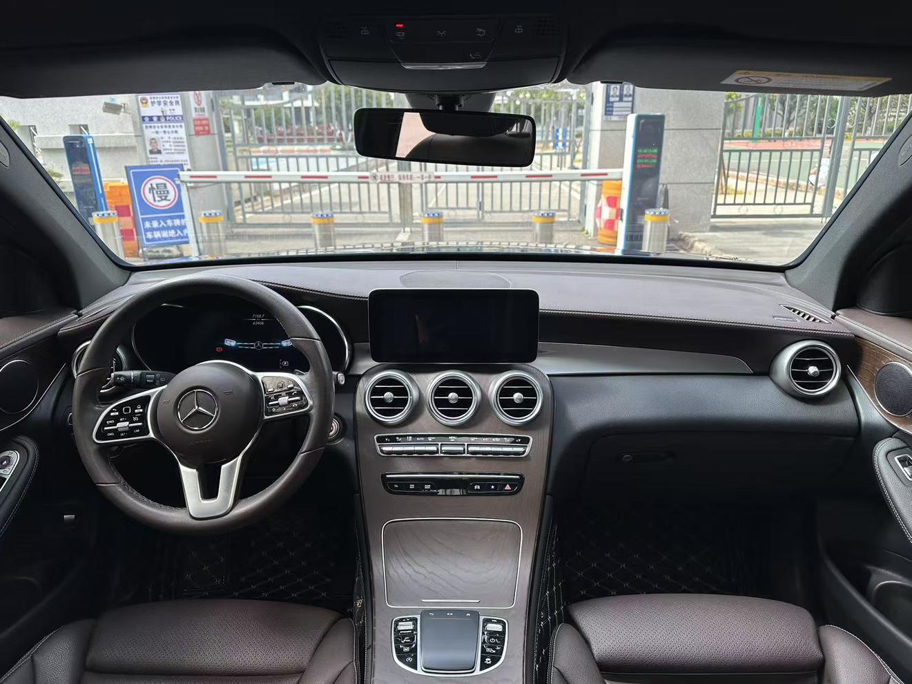 Mercedes-Benz Mercedes-Benz GLC
