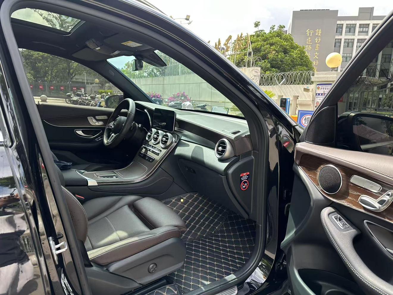 Mercedes-Benz Mercedes-Benz GLC