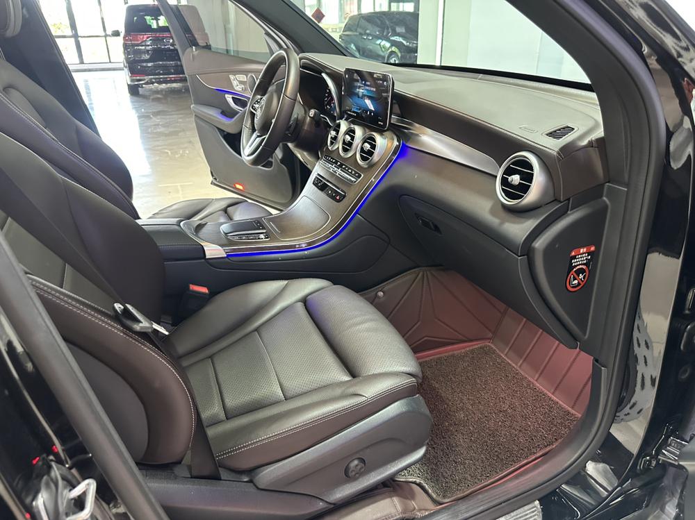 Mercedes-Benz Mercedes-Benz GLC