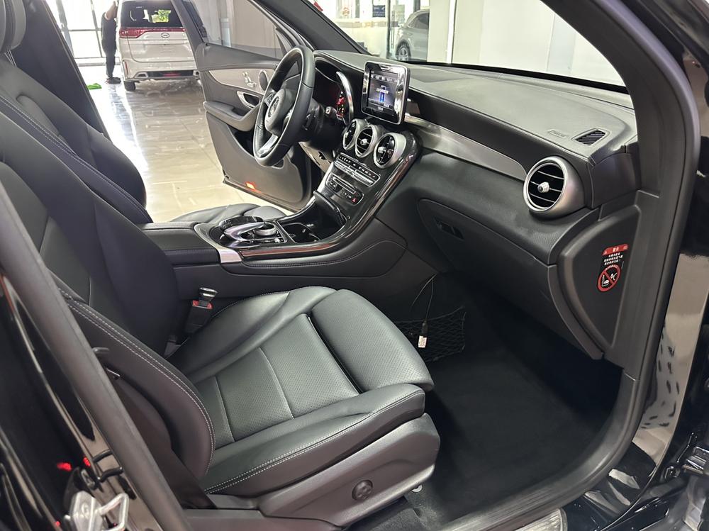 Mercedes-Benz Mercedes-Benz GLC