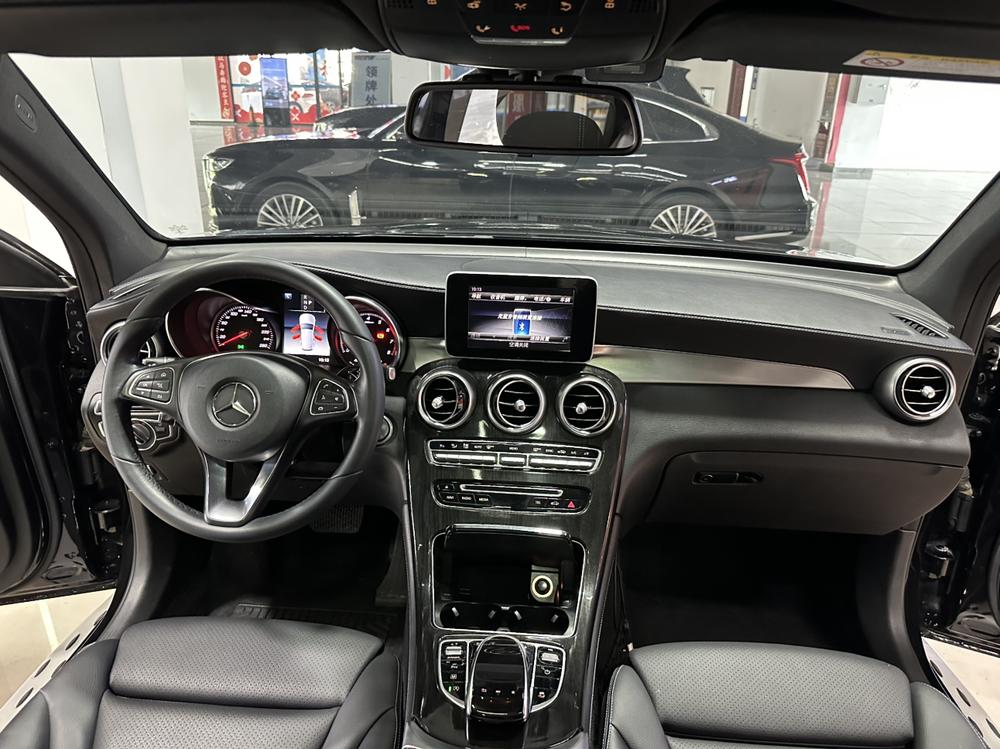 Mercedes-Benz Mercedes-Benz GLC