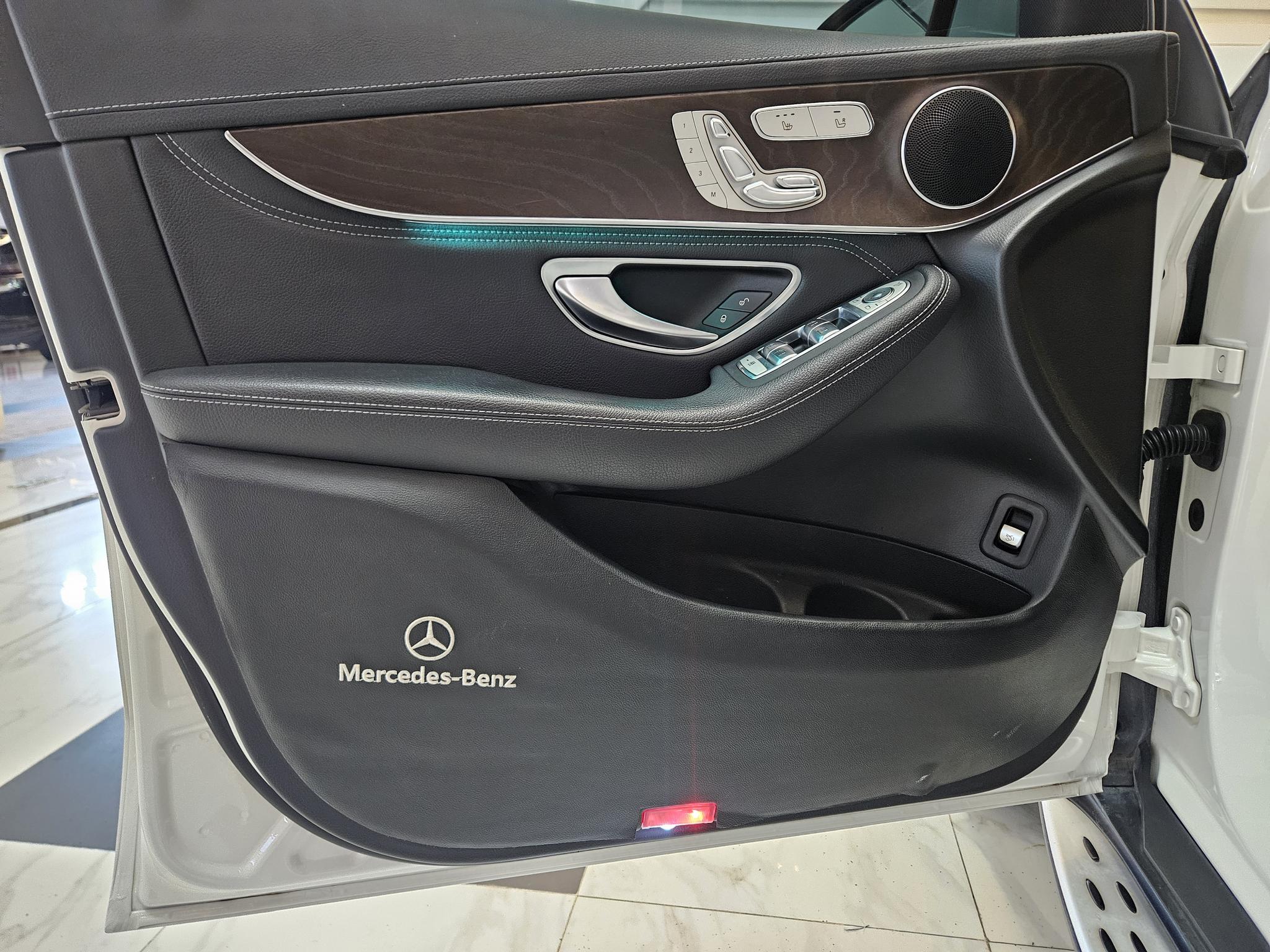 Mercedes-Benz Mercedes-Benz GLC