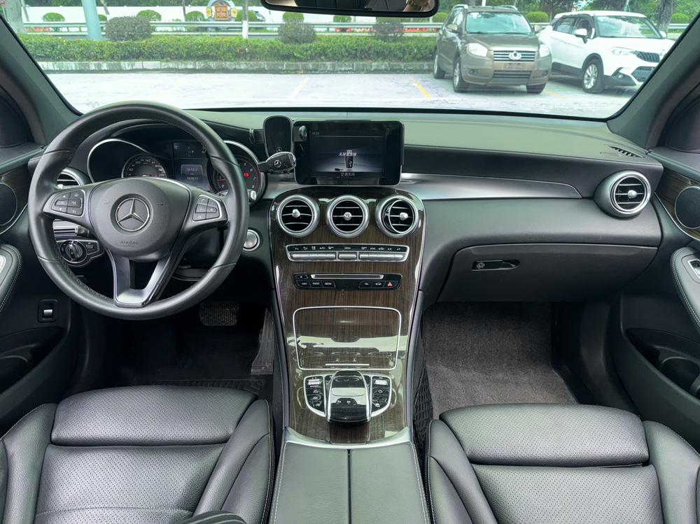 Mercedes-Benz Mercedes-Benz GLC