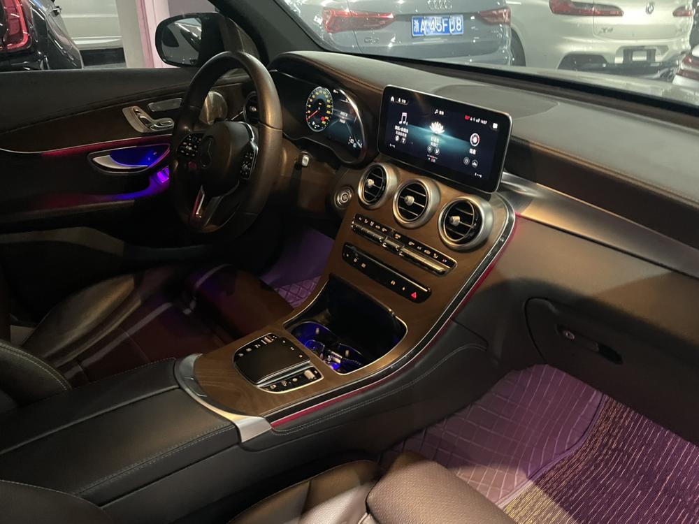 Mercedes-Benz Mercedes-Benz GLC