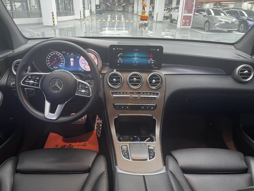 Mercedes-Benz Mercedes-Benz GLC