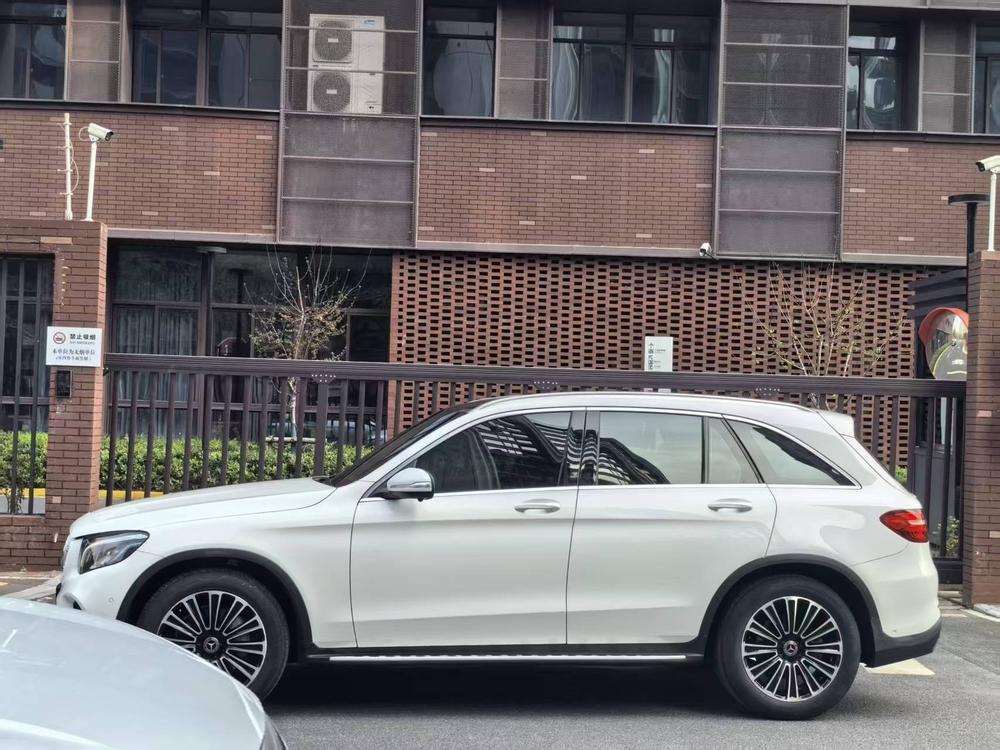 Mercedes-Benz Mercedes-Benz GLC