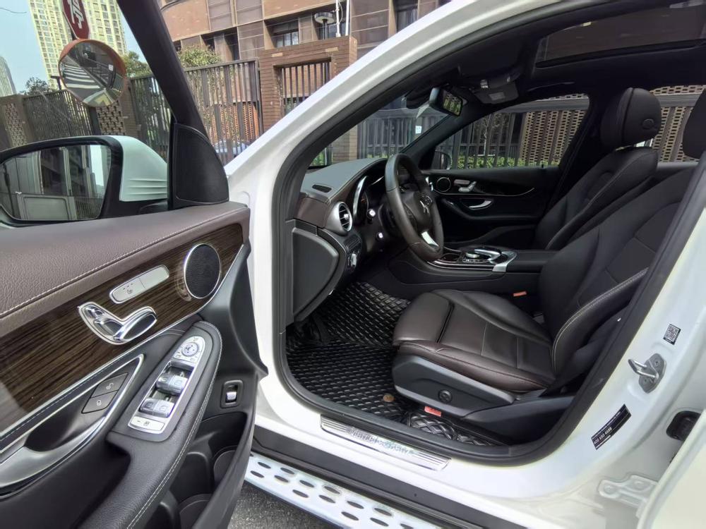 Mercedes-Benz Mercedes-Benz GLC