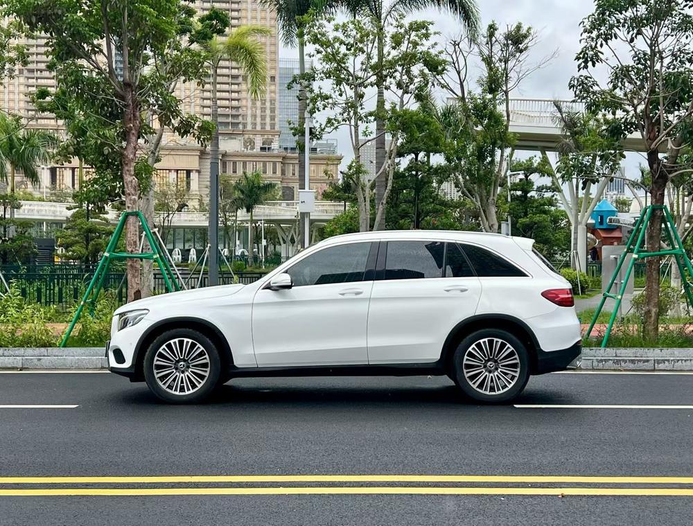 Mercedes-Benz Mercedes-Benz GLC