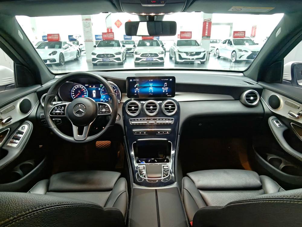 Mercedes-Benz Mercedes-Benz GLC