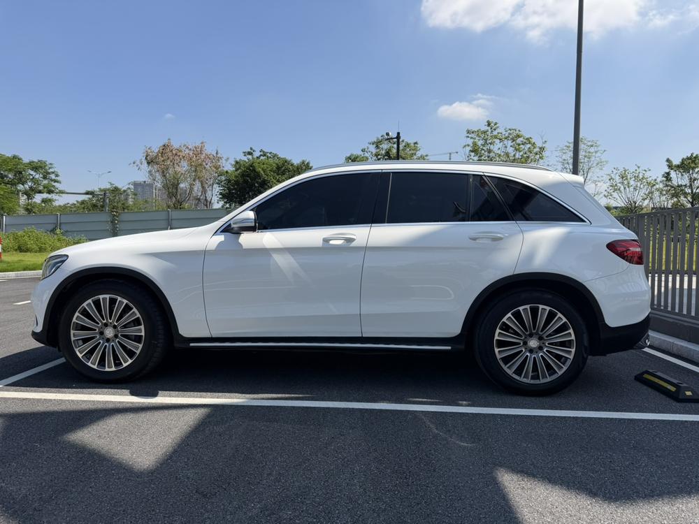 Mercedes-Benz Mercedes-Benz GLC