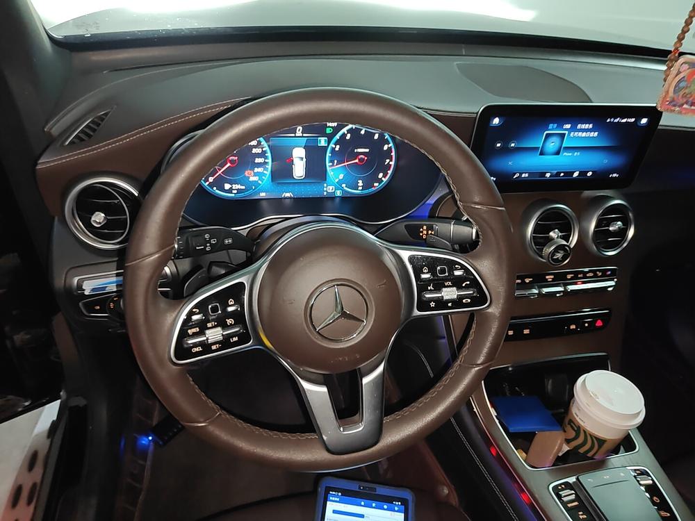 Mercedes-Benz Mercedes-Benz GLC