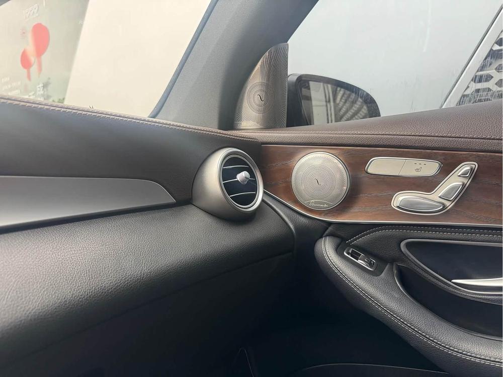 Mercedes-Benz Mercedes-Benz GLC
