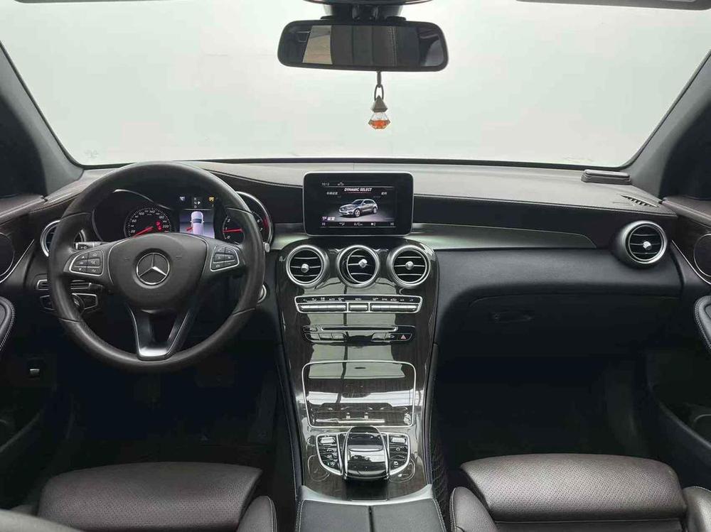 Mercedes-Benz Mercedes-Benz GLC