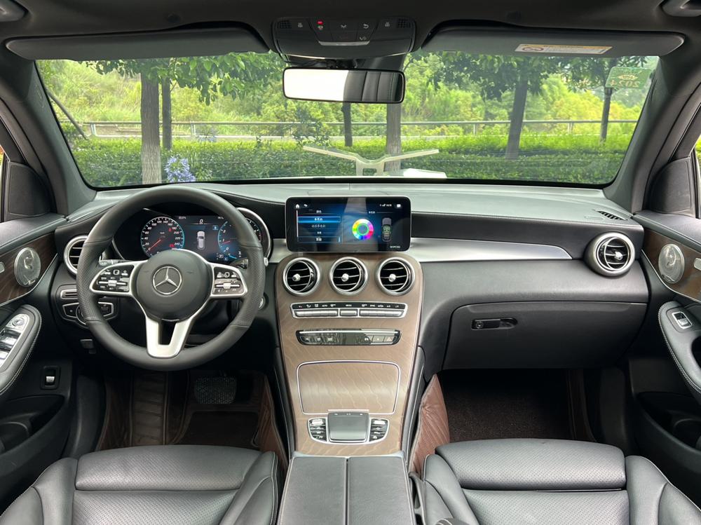 Mercedes-Benz Mercedes-Benz GLC