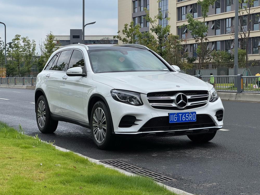 Mercedes-Benz Mercedes-Benz GLC