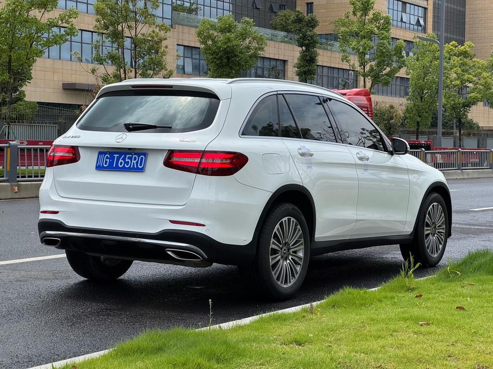 Mercedes-Benz Mercedes-Benz GLC