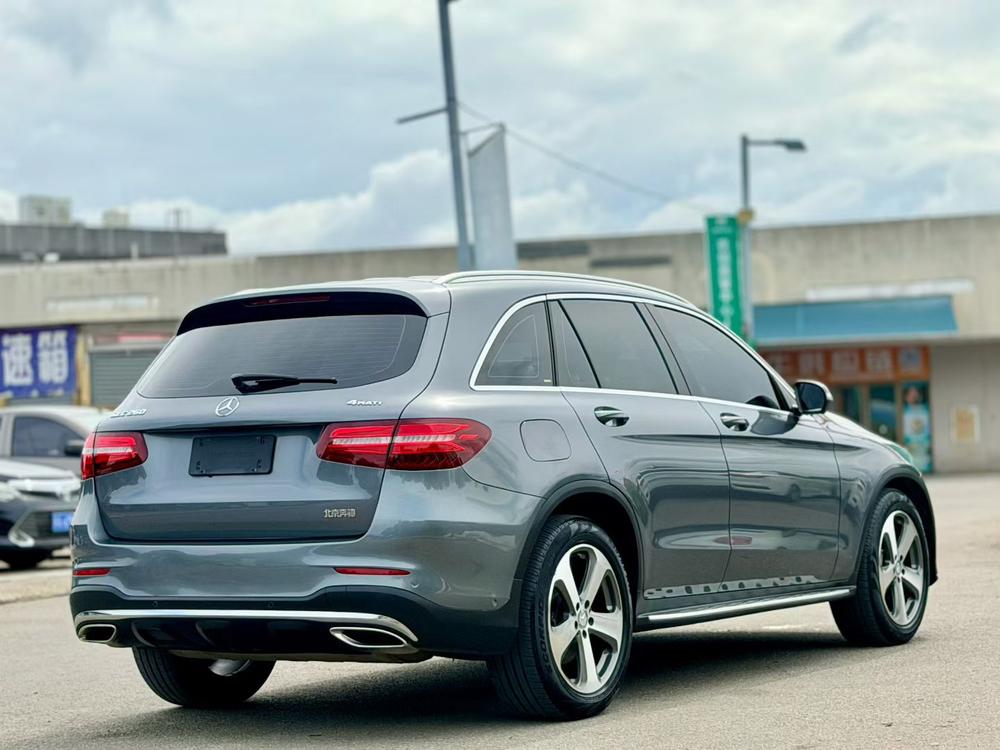 Mercedes-Benz Mercedes-Benz GLC