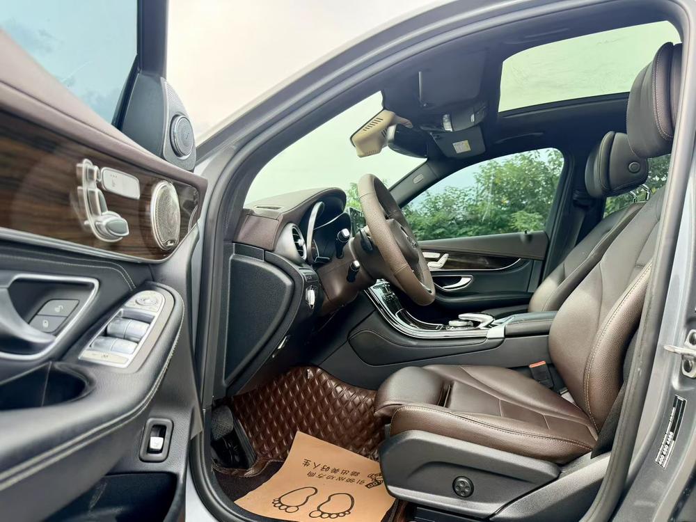 Mercedes-Benz Mercedes-Benz GLC