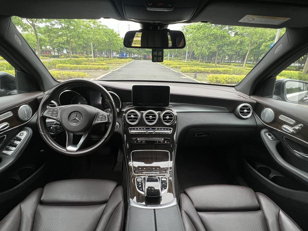 Mercedes-Benz Mercedes-Benz GLC