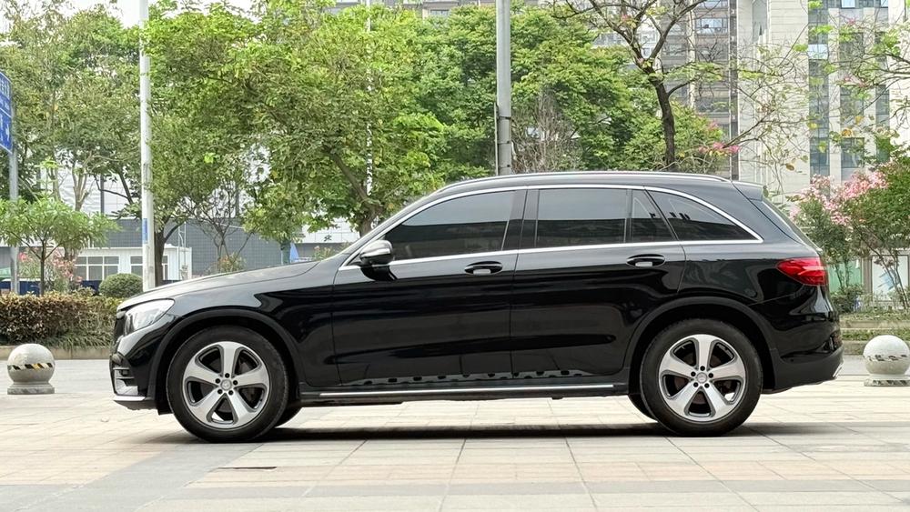 Mercedes-Benz Mercedes-Benz GLC