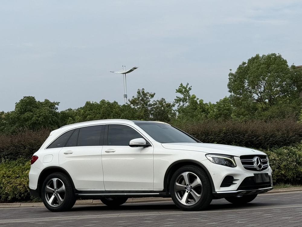 Mercedes-Benz Mercedes-Benz GLC