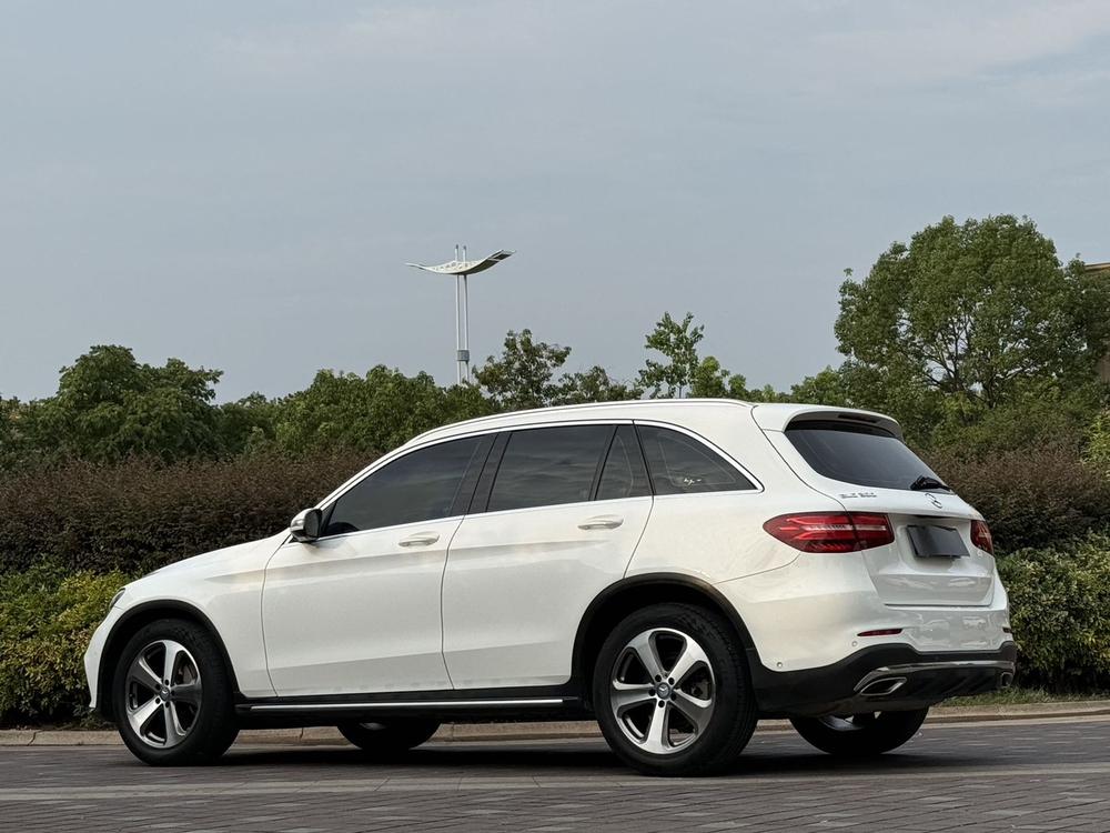Mercedes-Benz Mercedes-Benz GLC