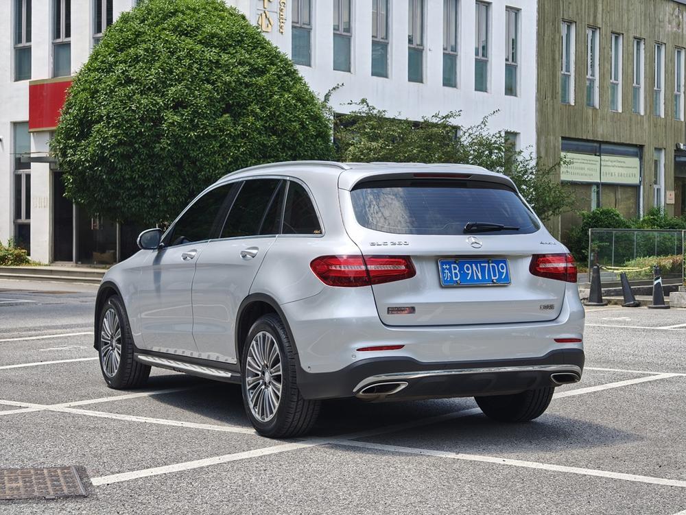 Mercedes-Benz Mercedes-Benz GLC