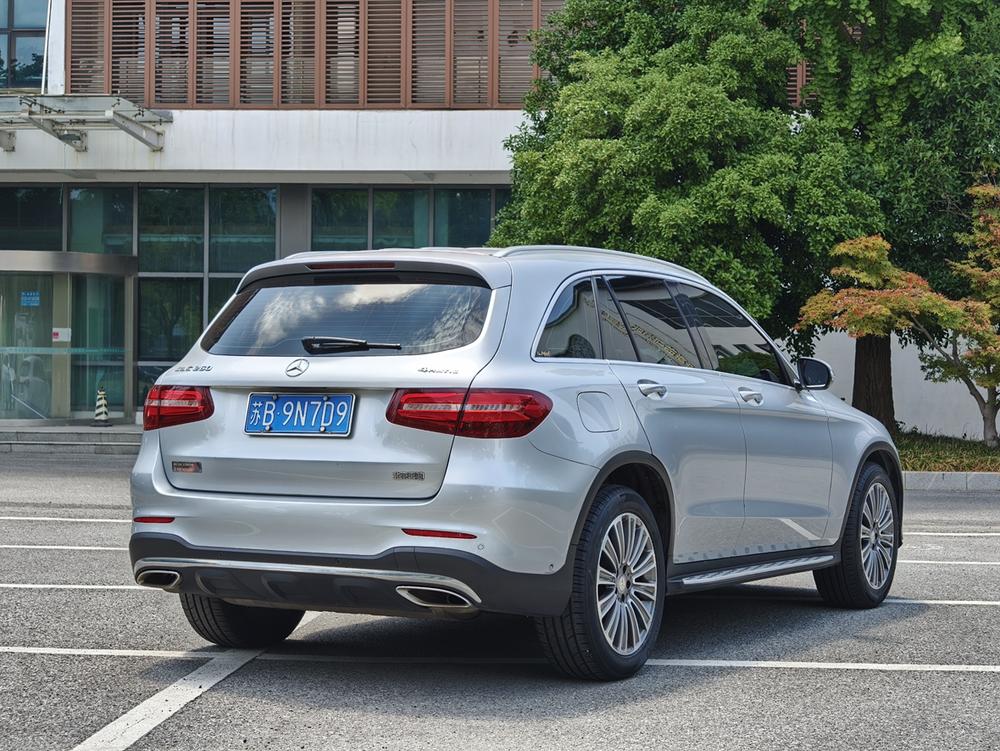 Mercedes-Benz Mercedes-Benz GLC