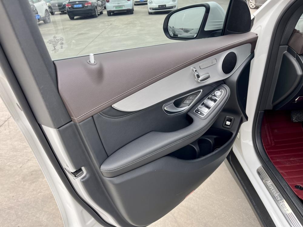 Mercedes-Benz Mercedes-Benz GLC