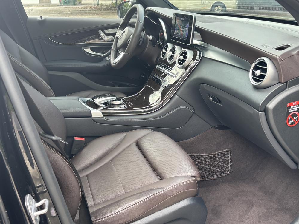 Mercedes-Benz Mercedes-Benz GLC