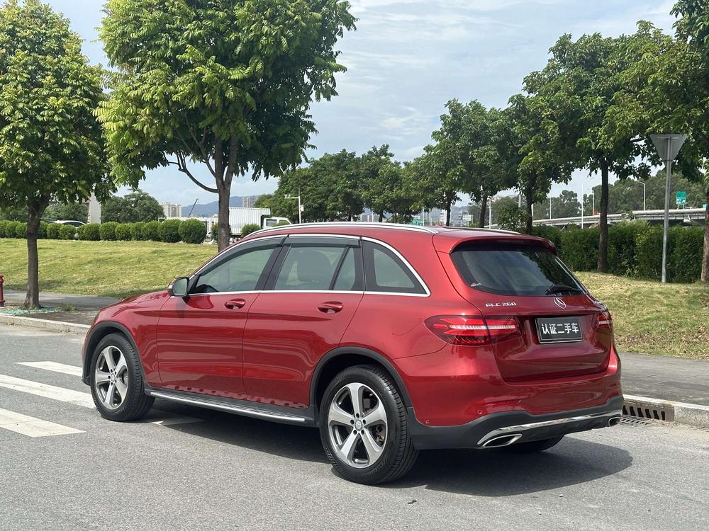 Mercedes-Benz Mercedes-Benz GLC