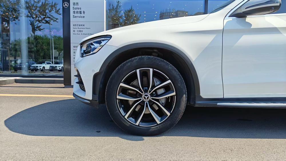 Mercedes-Benz Mercedes-Benz GLC