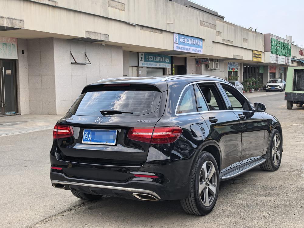 Mercedes-Benz Mercedes-Benz GLC