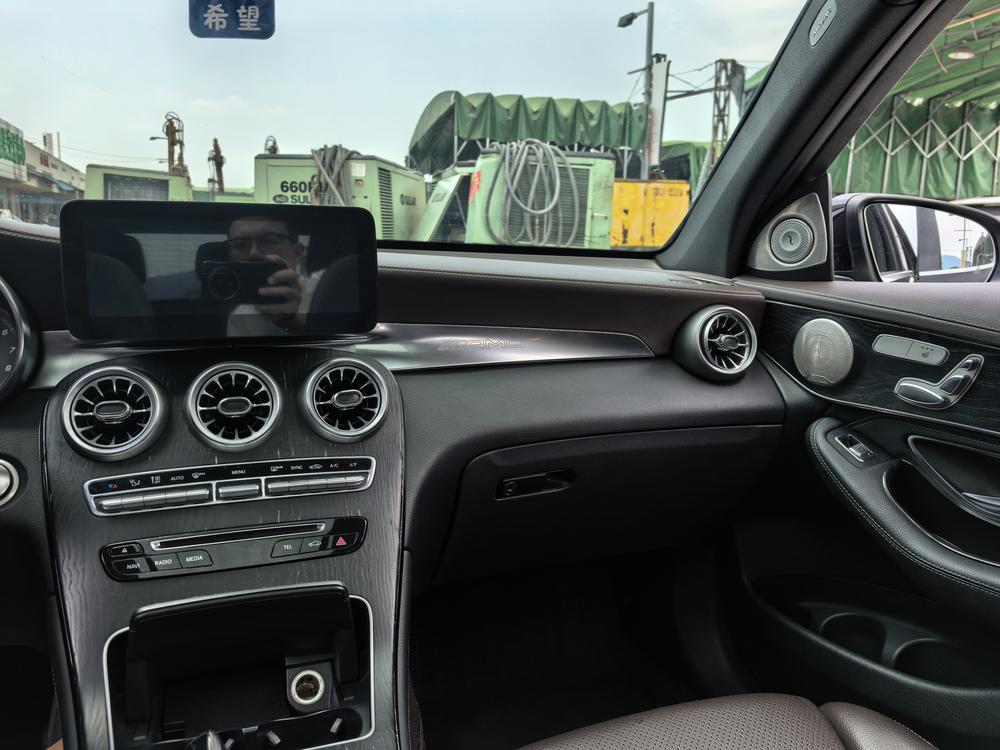 Mercedes-Benz Mercedes-Benz GLC