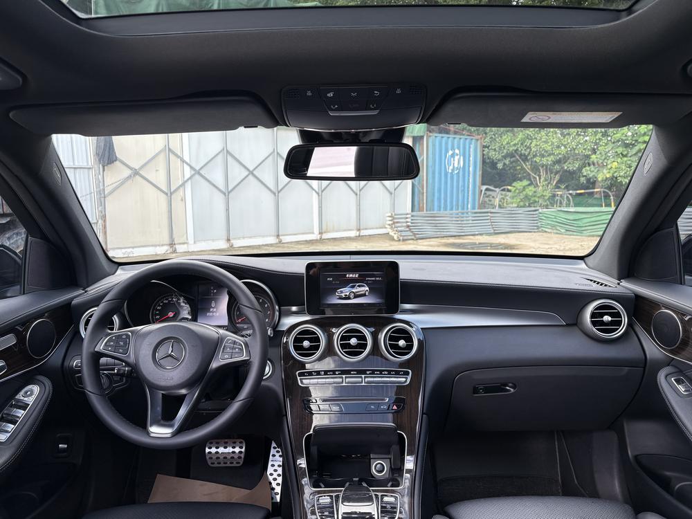 Mercedes-Benz Mercedes-Benz GLC