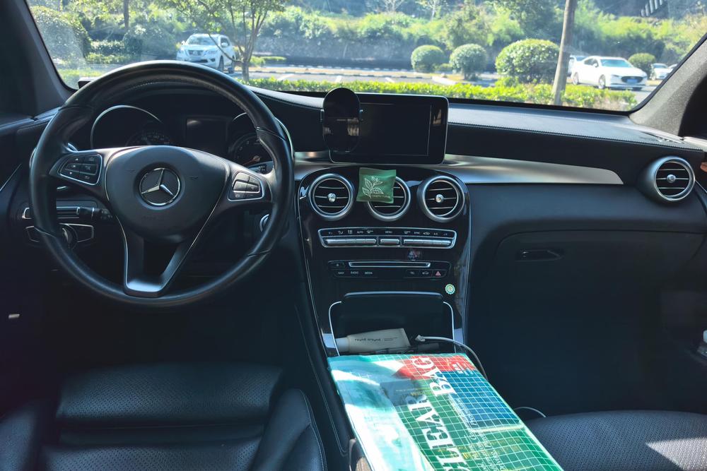 Mercedes-Benz Mercedes-Benz GLC