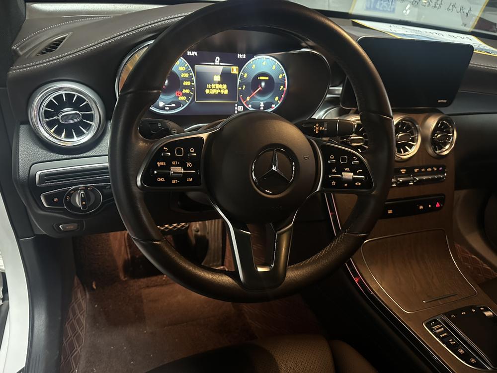 Mercedes-Benz Mercedes-Benz GLC