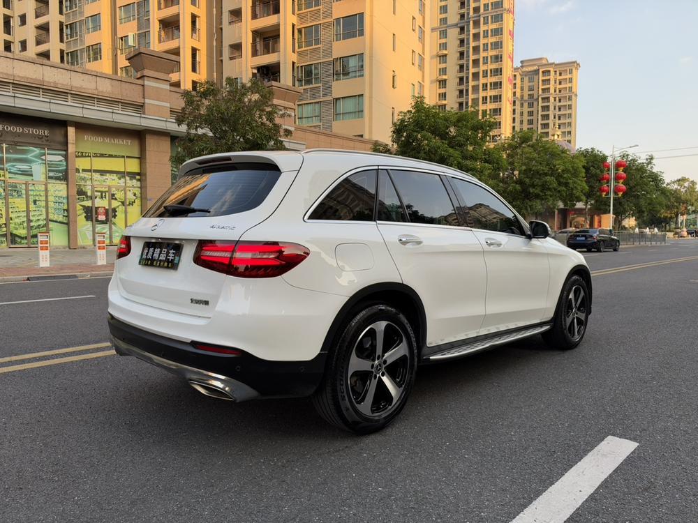 Mercedes-Benz Mercedes-Benz GLC
