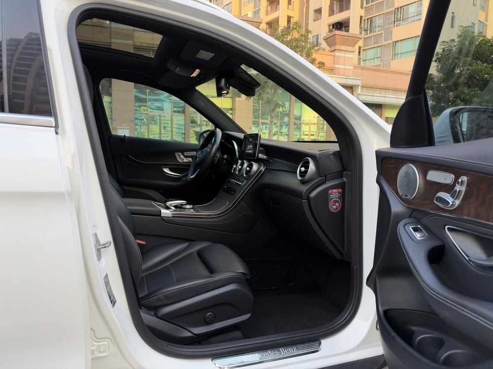 Mercedes-Benz Mercedes-Benz GLC
