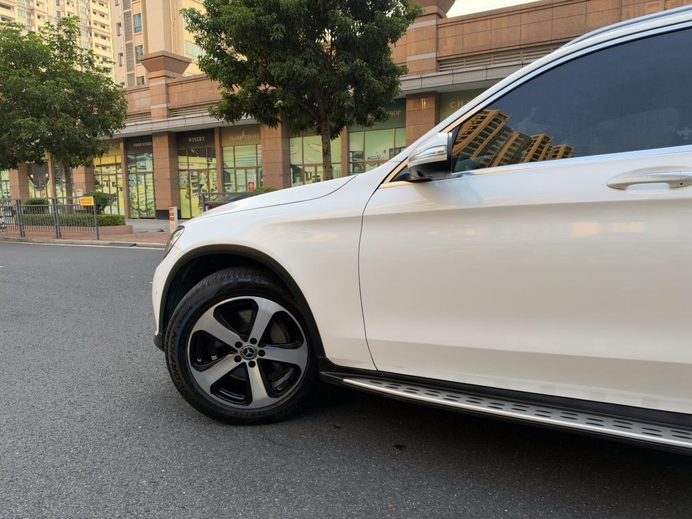 Mercedes-Benz Mercedes-Benz GLC
