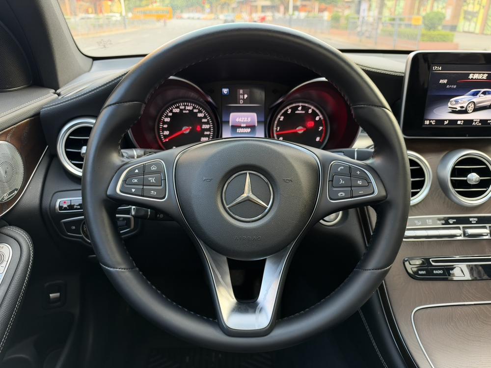 Mercedes-Benz Mercedes-Benz GLC