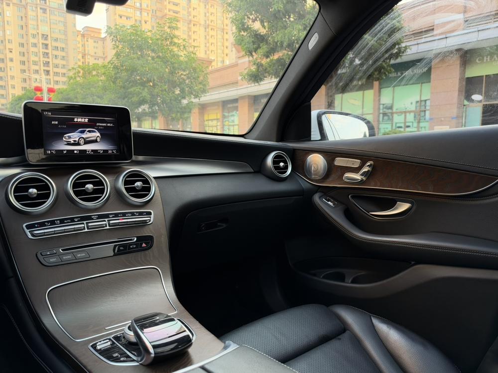 Mercedes-Benz Mercedes-Benz GLC