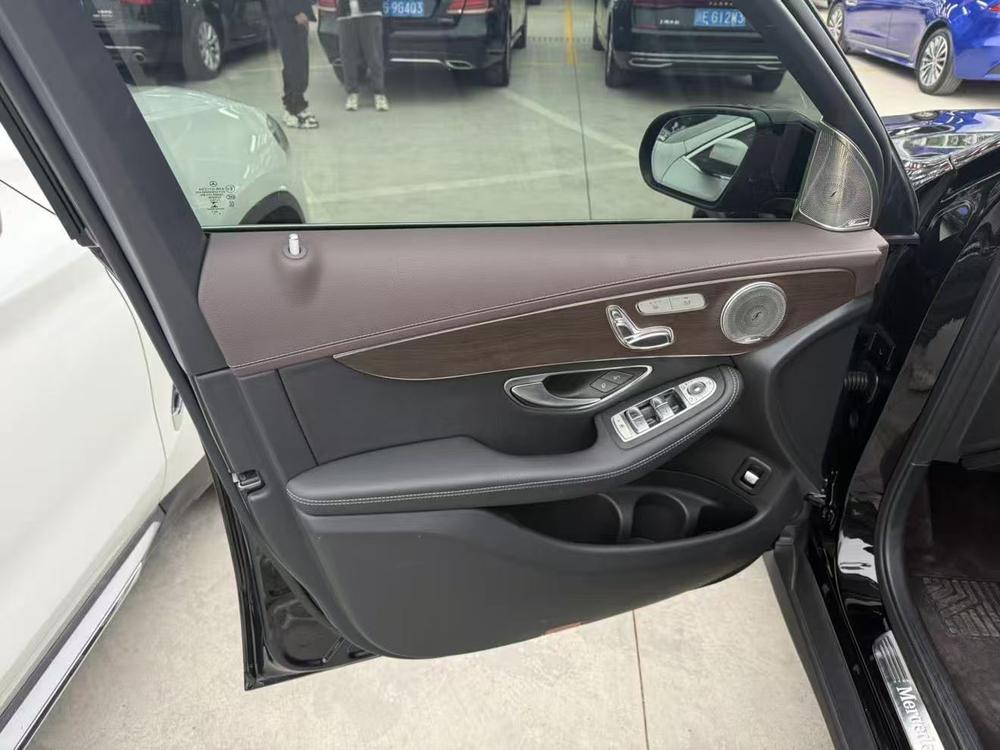 Mercedes-Benz Mercedes-Benz GLC