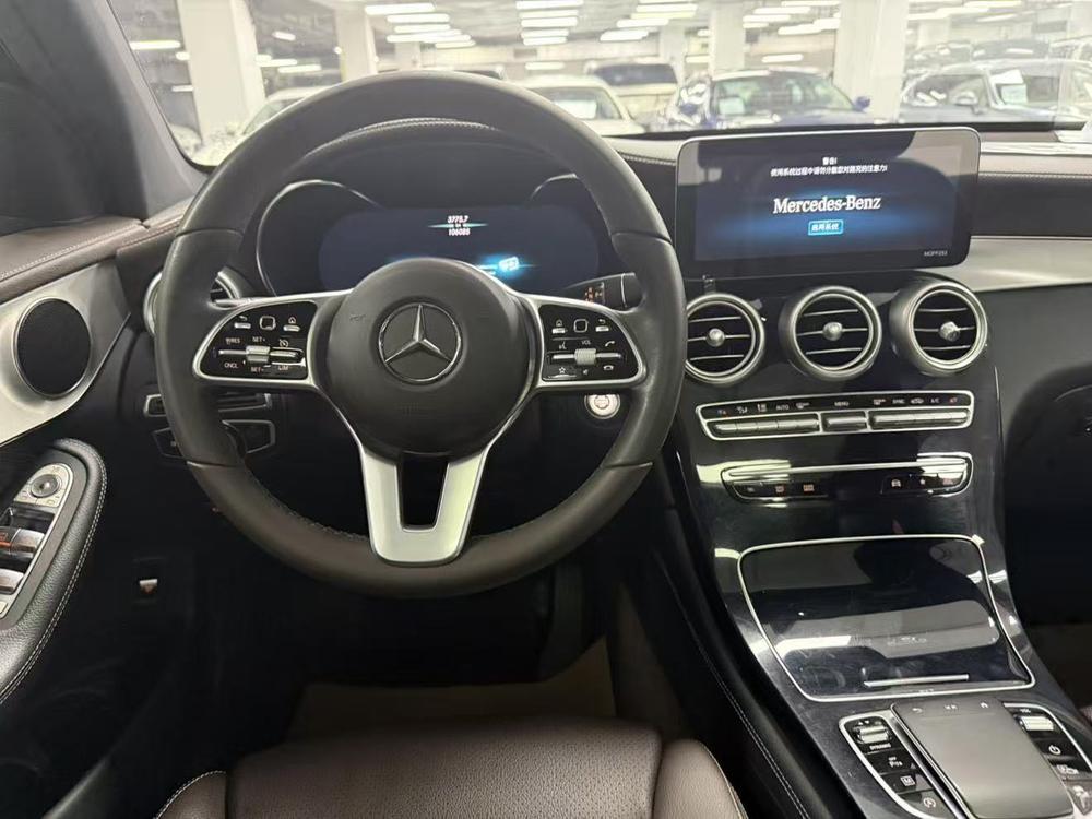 Mercedes-Benz Mercedes-Benz GLC