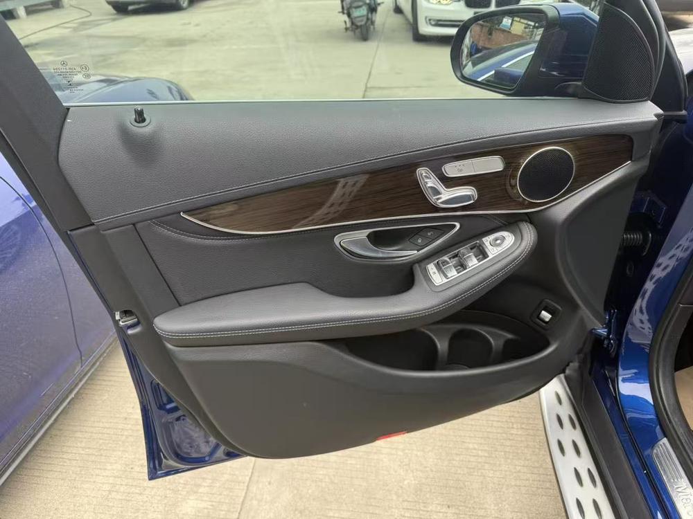 Mercedes-Benz Mercedes-Benz GLC