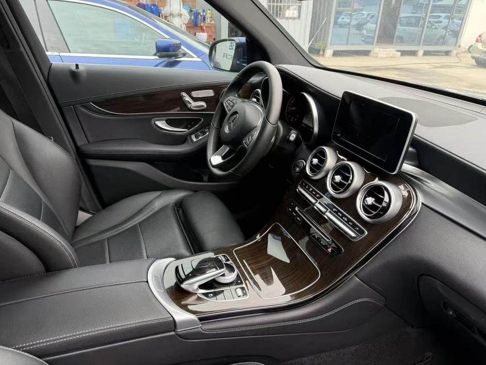 Mercedes-Benz Mercedes-Benz GLC