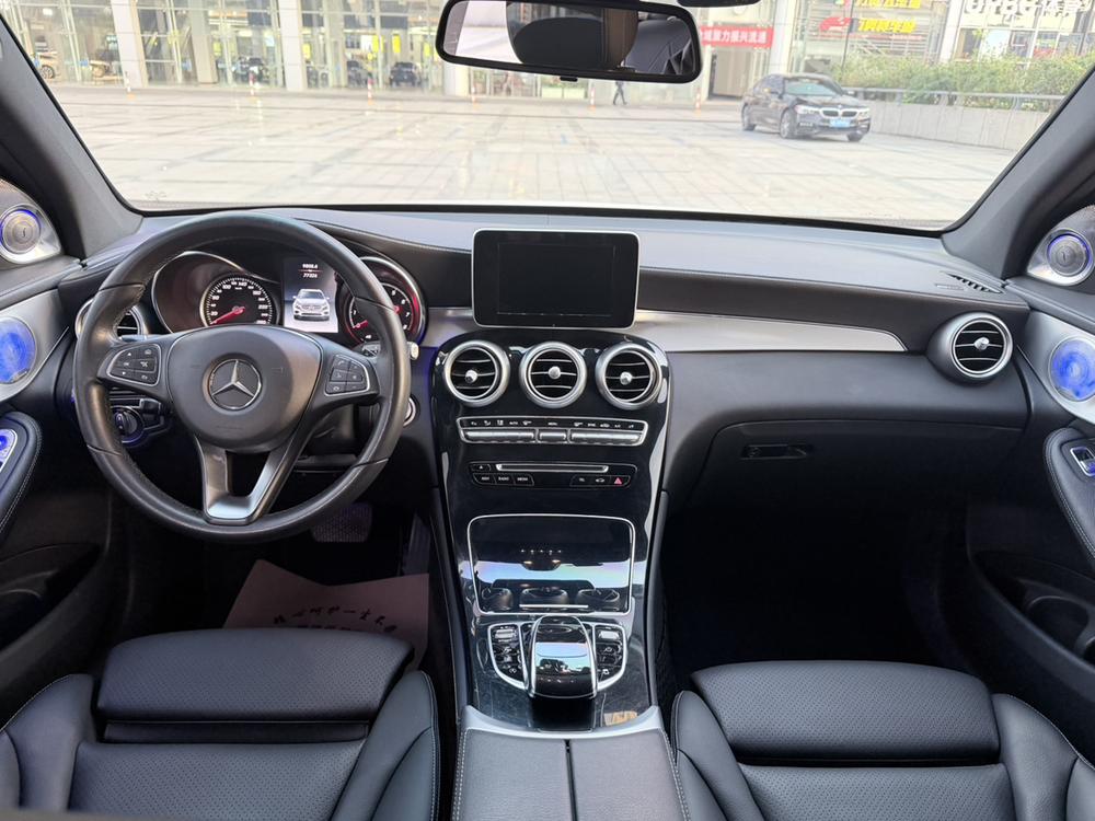 Mercedes-Benz Mercedes-Benz GLC