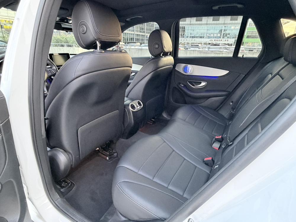 Mercedes-Benz Mercedes-Benz GLC