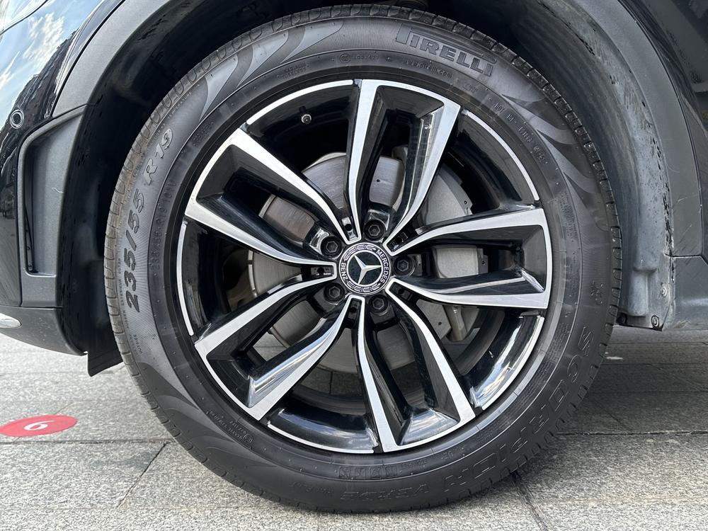 Mercedes-Benz Mercedes-Benz GLC