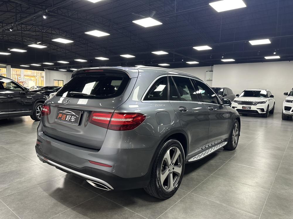 Mercedes-Benz Mercedes-Benz GLC